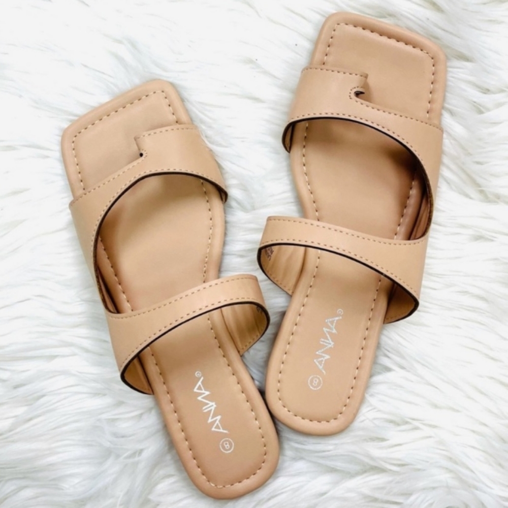 🆕 LAVINA NUDE TOE SANDALS - Picture 3 of 9